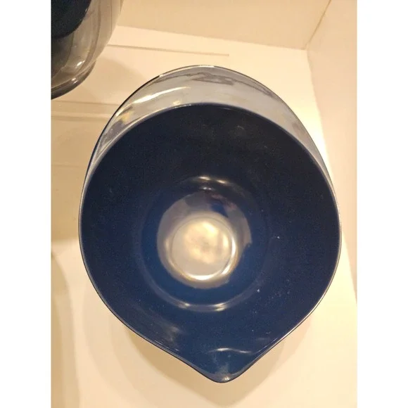 Williams Sonoma Navy Blue Melamine Nesting Mixing Bowls Set of 3 Pour Spout - Picture 9 of 9